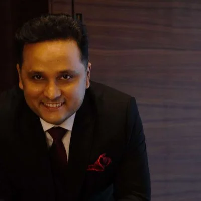 Amish Tripathi